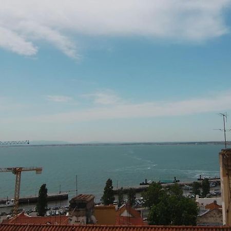 Historical Center Alfama - Stunning River Views Lisboa Exteriör bild